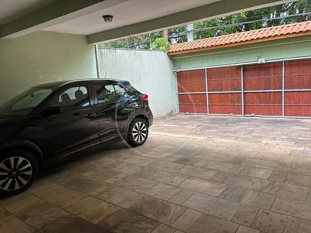 Sobrado com 570m² 5 quartos e 7 banheiros, à venda ou para alugar, no bairro Interlagos em São Paulo