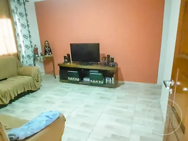 Sobrado com 125m² 6 quartos e 3 banheiros, à venda, no bairro Balneário São José em São Paulo