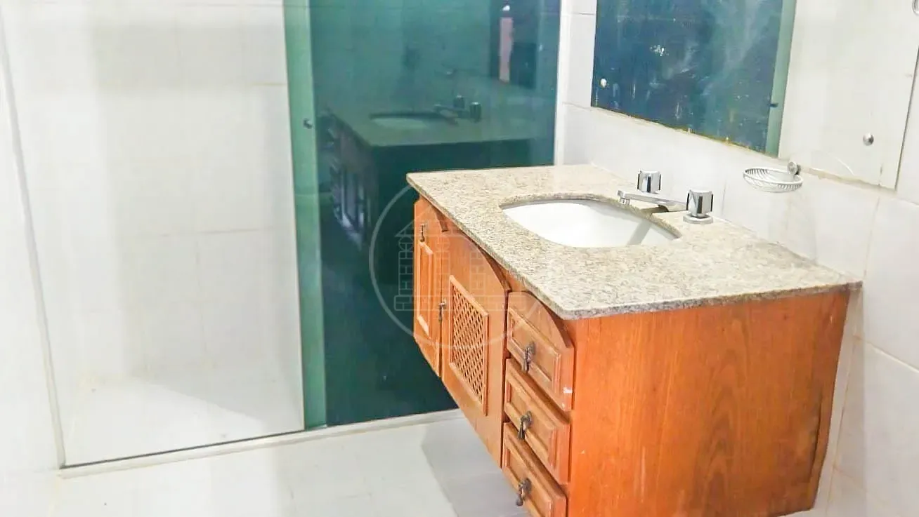 Sobrado, 1 quarto, 250 m² - Foto 13