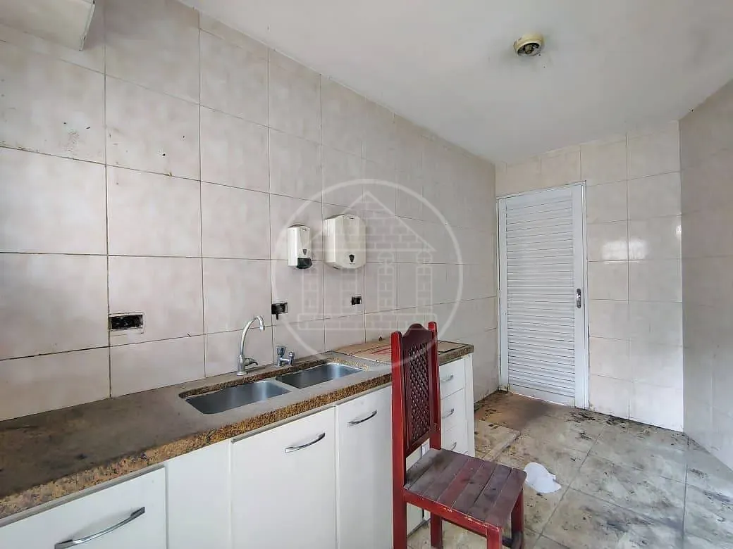 Sobrado, 12 quartos, 293 m² - Foto 17