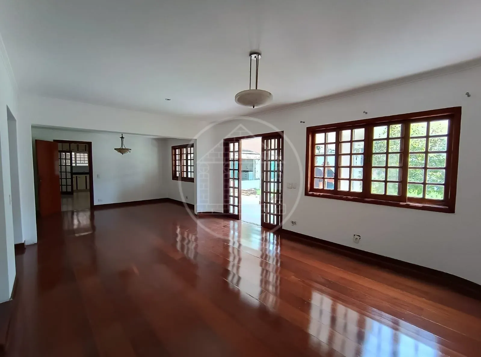 Sobrado, 4 quartos, 300 m² - Foto 1