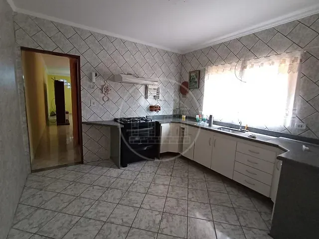 Sobrado com 150m² 5 quartos e 3 banheiros, à venda, no bairro Jardim Guanhembu em São Paulo