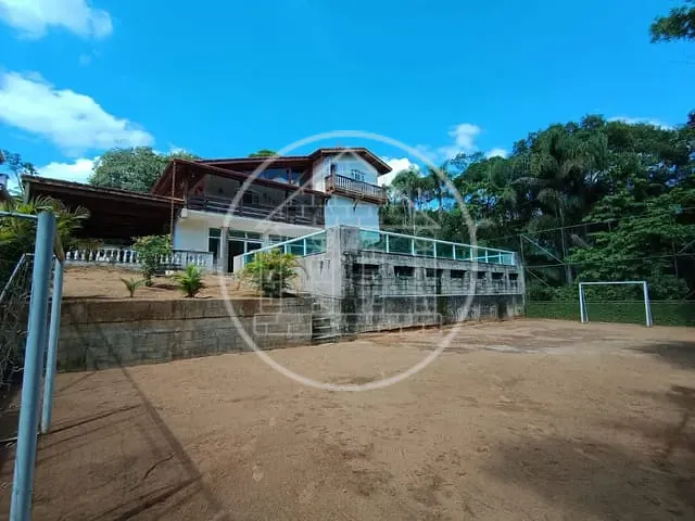 Sobrado com 864m² 3 quartos e 3 banheiros, à venda, no bairro Fazenda da Ilha em Embu-Guaçu