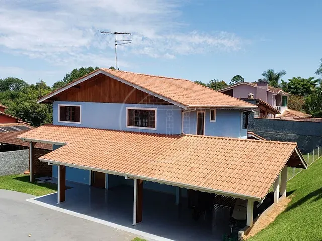 Sobrado com 820m² 3 quartos e 2 banheiros, à venda, no bairro Fazenda da Ilha em Embu-Guaçu