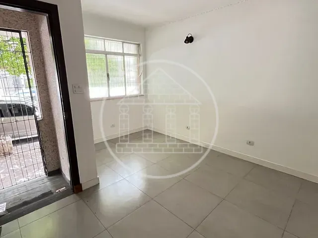 Sobrado à venda ou para alugar, no bairro Ipiranga em São Paulo