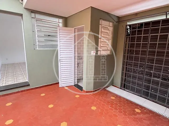 Sobrado à venda ou para alugar, no bairro Ipiranga em São Paulo