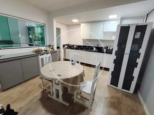 Sobrado com 140m² 3 quartos e 2 banheiros, à venda, no bairro Jardim Belcito em São Paulo