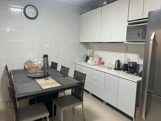 Sobrado com 170m² 4 quartos e 2 banheiros, à venda, no bairro Jardim Colonial em São Paulo