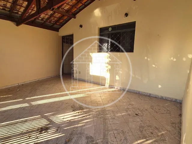 Casa com 150m² 2 quartos e 1 banheiro, à venda, no bairro Residencial Santa Luiza I em Nova Odessa