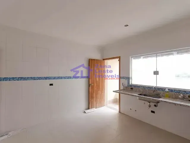 Sobrado com 88m² 3 quartos e 2 banheiros, à venda, no bairro Vila Mesquita em São Paulo