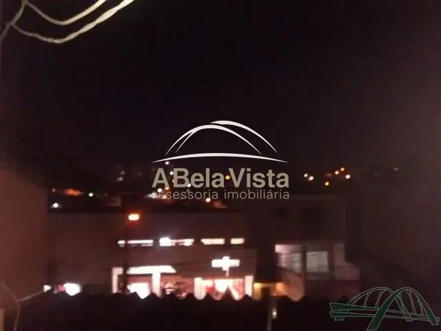 Sobrado com 203m² 5 quartos e 3 banheiros, à venda, no bairro Bela Vista em Osasco