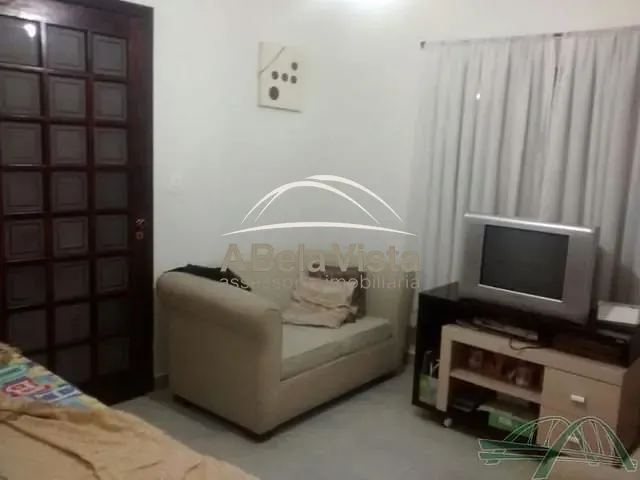 Sobrado com 203m² 5 quartos e 3 banheiros, à venda, no bairro Bela Vista em Osasco