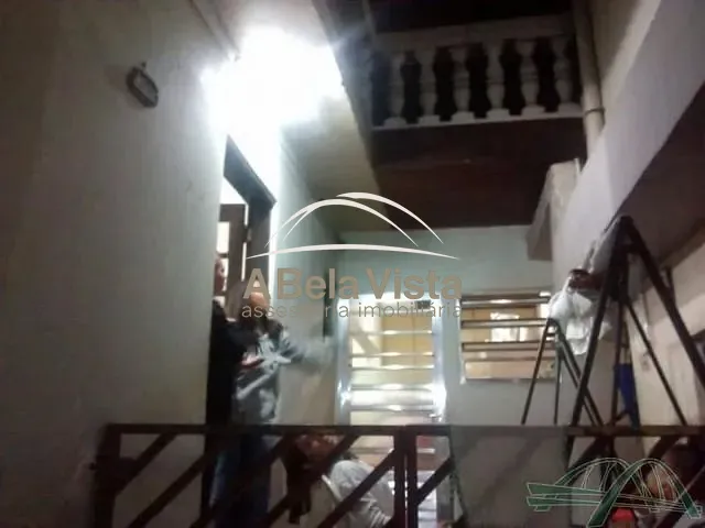 Sobrado com 203m² 5 quartos e 3 banheiros, à venda, no bairro Bela Vista em Osasco