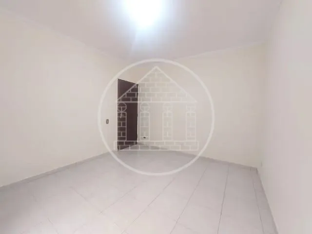 Sobrado com 250m² 2 quartos e 3 banheiros, à venda, no bairro Jardim Guanabara em São Paulo