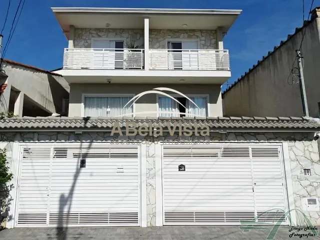 Sobrado 3 quartos e 4 banheiros, à venda, no bairro Jardim das Flores em Osasco