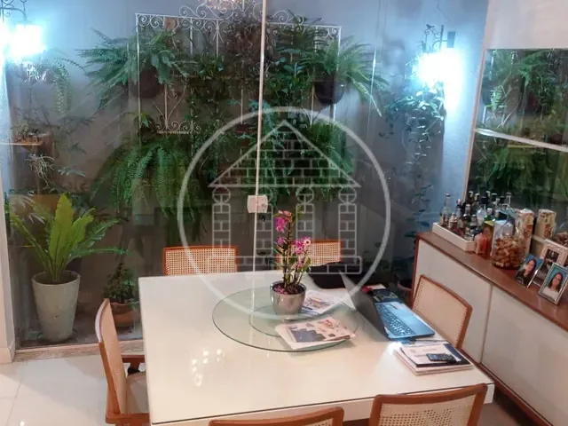 Sobrado com 170m² 3 quartos e 4 banheiros, à venda, no bairro Jardim Marajoara em São Paulo