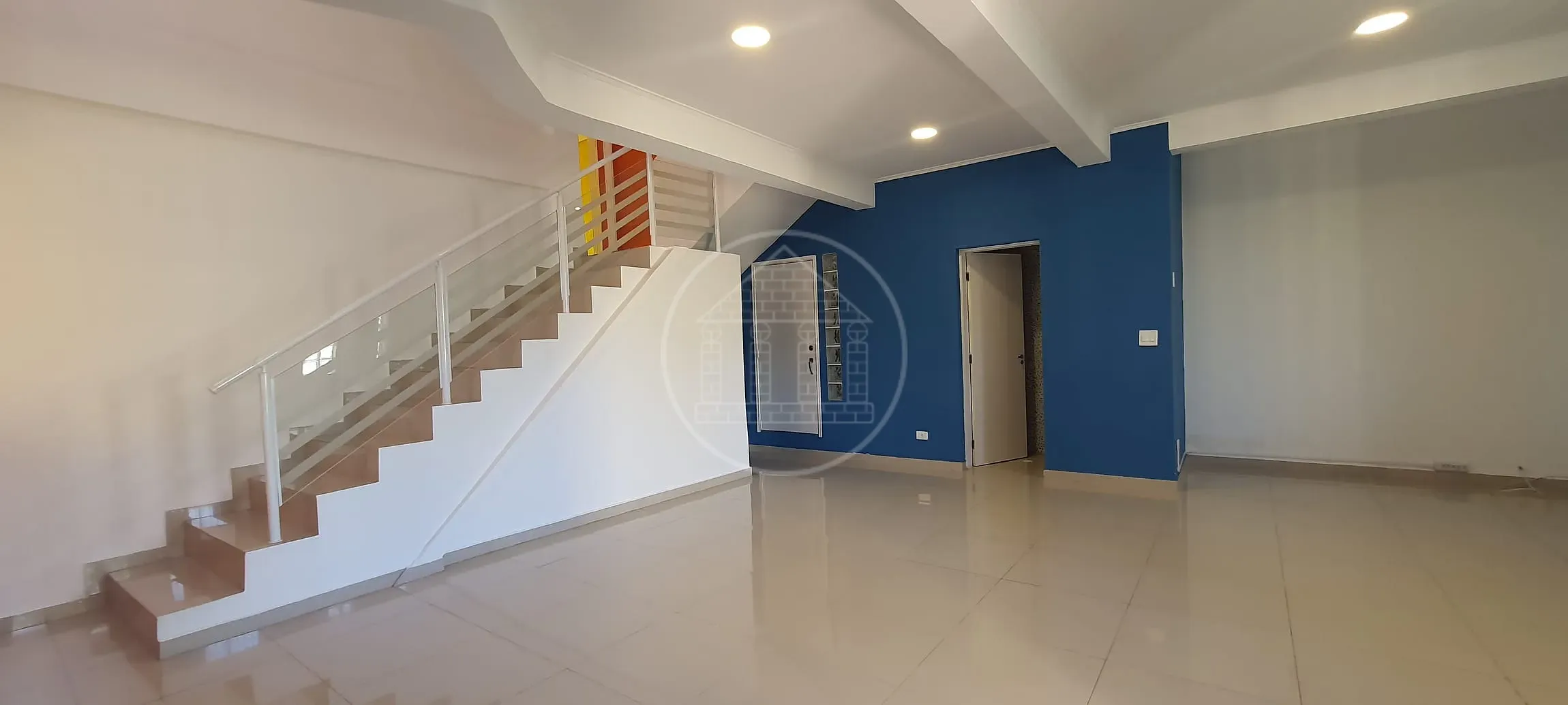 Sobrado, 4 quartos, 248 m² - Foto 1