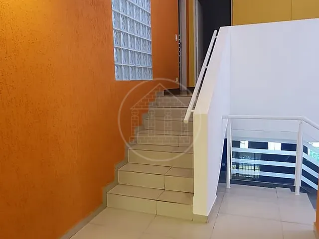 Sobrado com 288m² 4 quartos e 5 banheiros, para alugar, no bairro Parque Alves de Lima em São Paulo