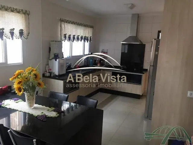 Sobrado 3 quartos e 2 banheiros, à venda, no bairro Jardim das Flores em Osasco