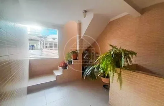 Sobrado, 6 quartos, 245 m² - Foto 2