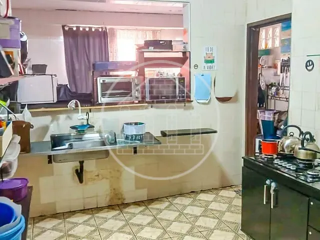 Sobrado com 180m² 3 quartos e 1 banheiro, à venda, no bairro Conjunto Habitacional Brigadeiro Faria Lima em São Paulo
