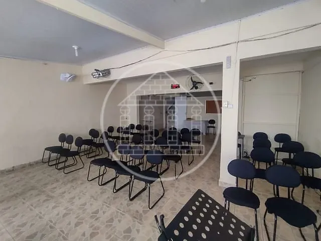Sobrado com 168m², à venda, no bairro Parque Planalto em São Paulo