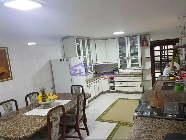 Sobrado com 150m² 4 quartos e 4 banheiros, à venda, no bairro Vila Regina em São Paulo