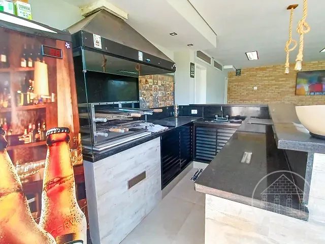 Sobrado 4 quartos e 4 banheiros, à venda, no bairro Jardim Casa Grande em São Paulo