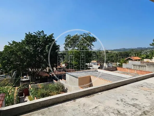 Sobrado com 545m² 3 quartos e 3 banheiros, à venda, no bairro Parque do Terceiro Lago em São Paulo