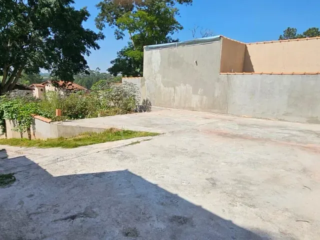 Sobrado com 545m² 3 quartos e 3 banheiros, à venda, no bairro Parque do Terceiro Lago em São Paulo