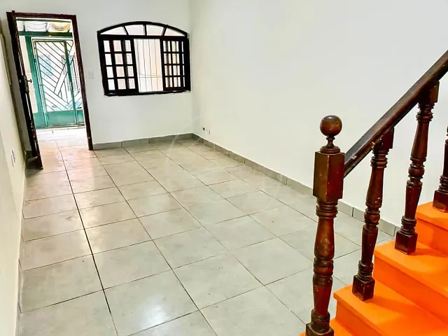 Sobrado com 100m² 2 quartos e 2 banheiros, para alugar, no bairro Chácara Santo Antônio (Zona Sul) em São Paulo