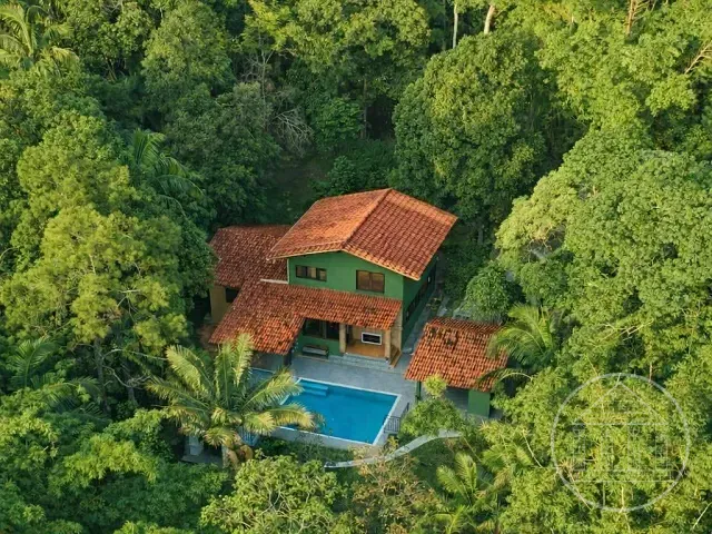 Sobrado com 5000m² 4 quartos e 4 banheiros, à venda, no bairro Guarapiranga em São Paulo