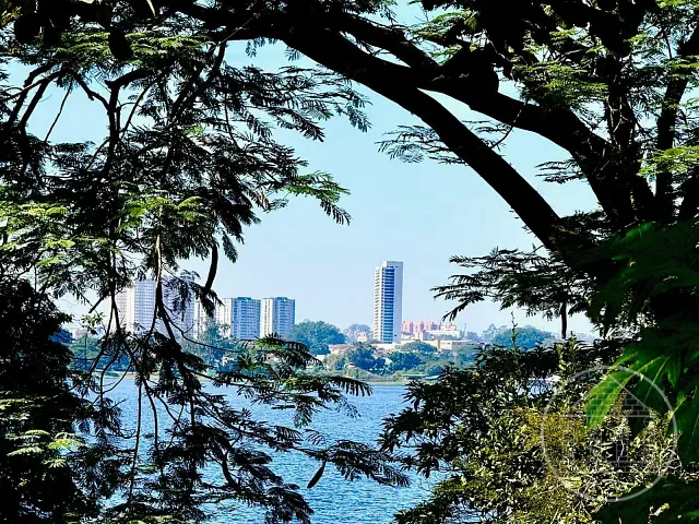 Sobrado com 5000m² 4 quartos e 4 banheiros, à venda, no bairro Guarapiranga em São Paulo