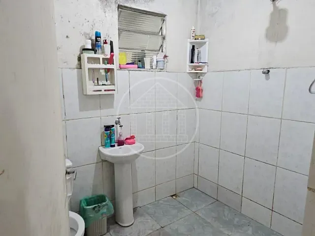 Sobrado com 545m² 2 quartos e 1 banheiro, à venda, no bairro Parque do Terceiro Lago em São Paulo