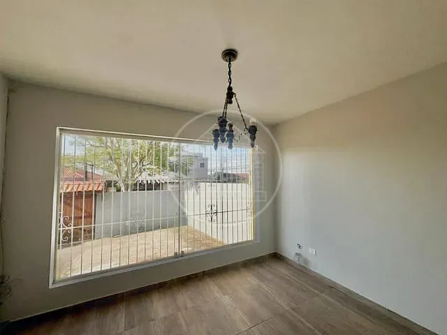 Sobrado com 125m² 5 quartos e 3 banheiros, para alugar, no bairro Rio Bonito em São Paulo