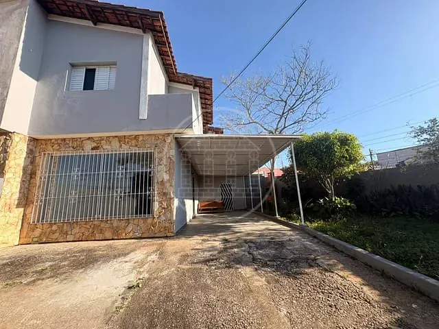 Sobrado com 125m² 5 quartos e 3 banheiros, para alugar, no bairro Rio Bonito em São Paulo