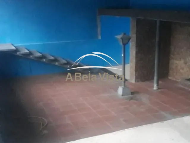 Sobrado com 394m² 3 quartos e 2 banheiros, à venda, no bairro Vila Yara em Osasco