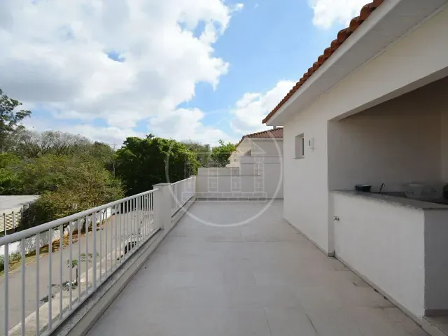 Sobrado com 97m² 3 quartos e 2 banheiros, à venda, no bairro Interlagos em São Paulo