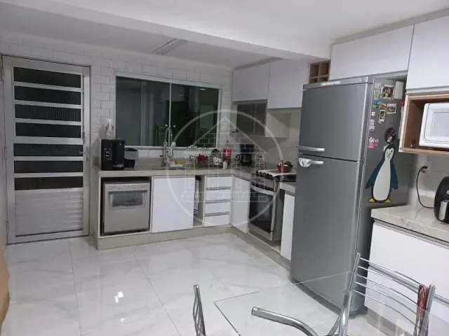 Sobrado 3 quartos e 2 banheiros, à venda, no bairro Jardim São Bernardo em São Paulo