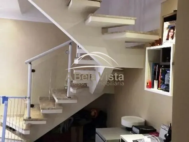 Sobrado com 125m² 3 quartos e 3 banheiros, à venda, no bairro Jardim Ipes em Cotia