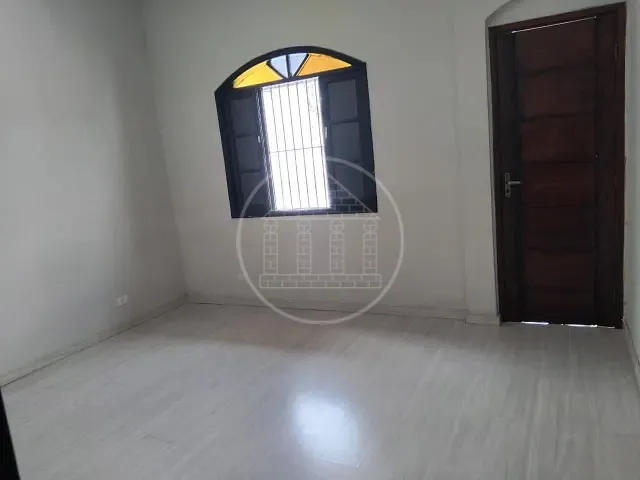 Sobrado com 180m² 3 quartos e 2 banheiros, à venda, no bairro Jardim Represa em São Paulo