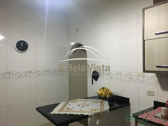 Sobrado 3 quartos e 2 banheiros, à venda, no bairro Vila Yolanda em Osasco