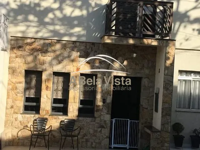 Sobrado 3 quartos e 2 banheiros, à venda, no bairro Vila Yolanda em Osasco