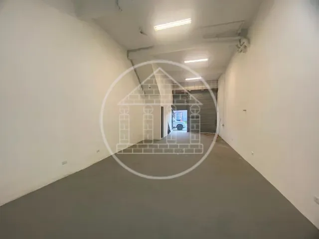 Sobrado com 125m² 8 quartos e 8 banheiros, à venda, no bairro Parque Grajaú em São Paulo