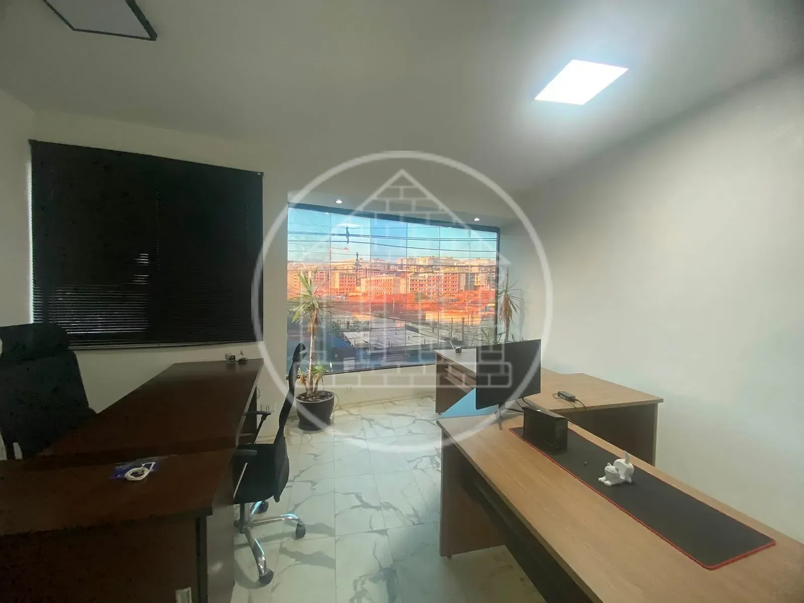 Sobrado, 8 quartos, 400 m² - Foto 1