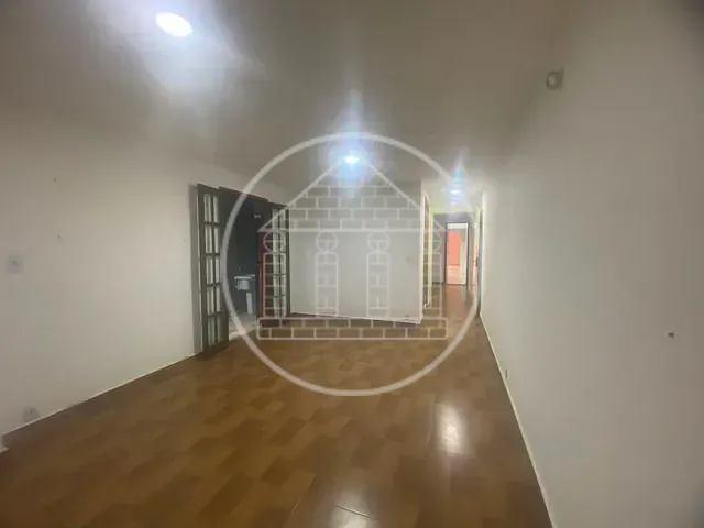 Sobrado 4 quartos e 3 banheiros, à venda, no bairro Balneário São José em São Paulo