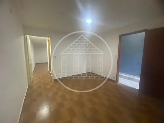 Sobrado 4 quartos e 3 banheiros, à venda, no bairro Balneário São José em São Paulo