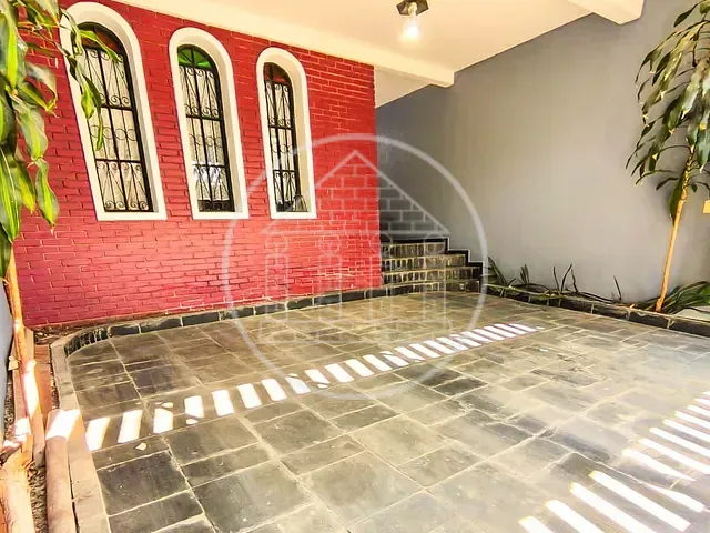 Sobrado com 130m² 4 quartos e 2 banheiros, à venda, no bairro Parque América em São Paulo
