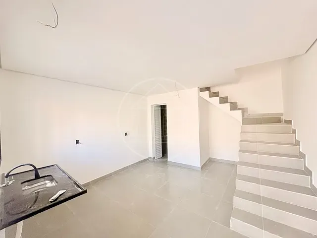 Sobrado 1 quarto e 2 banheiros, para alugar, no bairro Jardim São Judas Tadeu em São Paulo