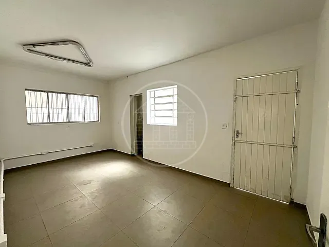 Sobrado à venda ou para alugar, no bairro Vila Pompéia em São Paulo